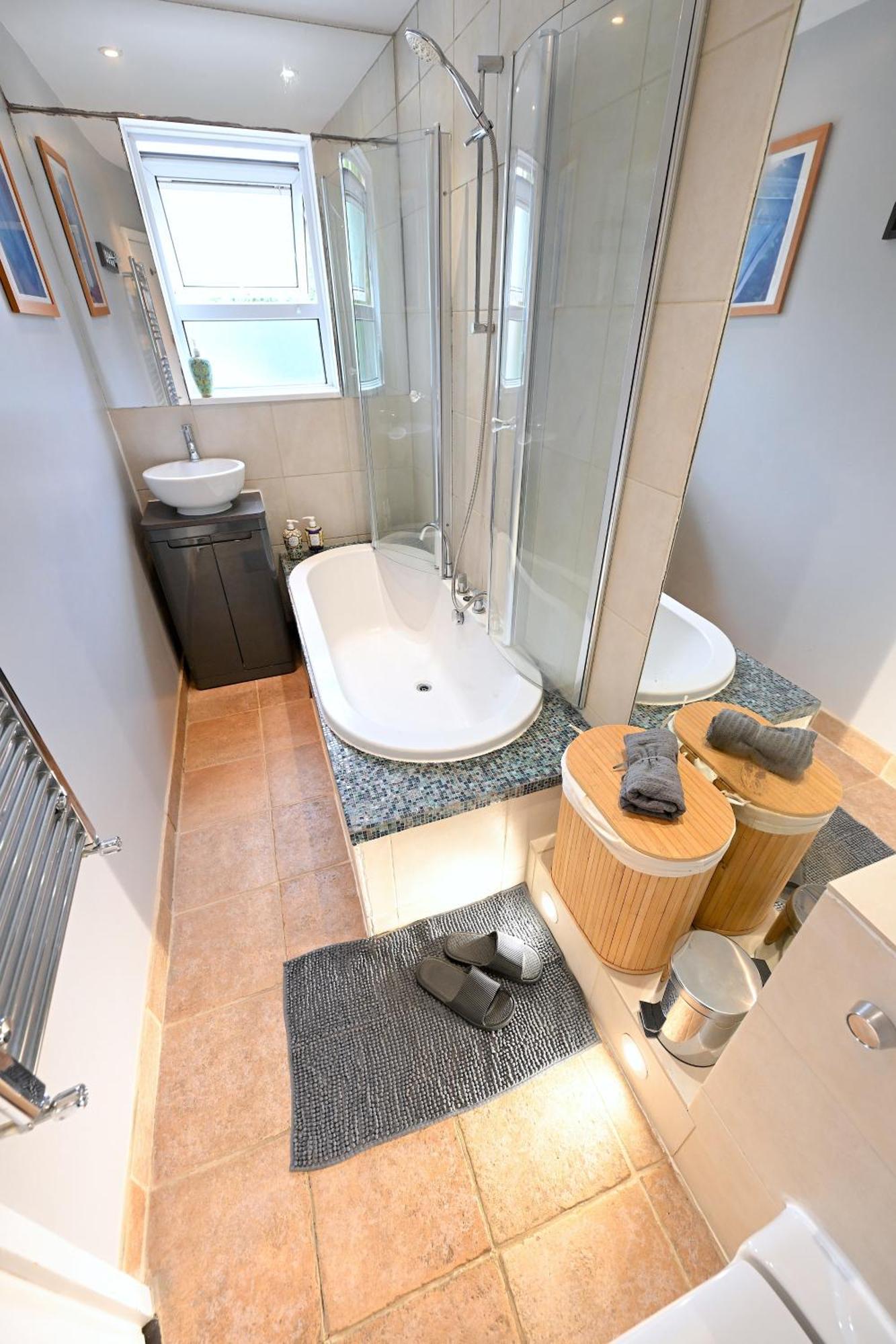 4 Bedroom Patio House Regent'S Park - Parking Лондон Экстерьер фото